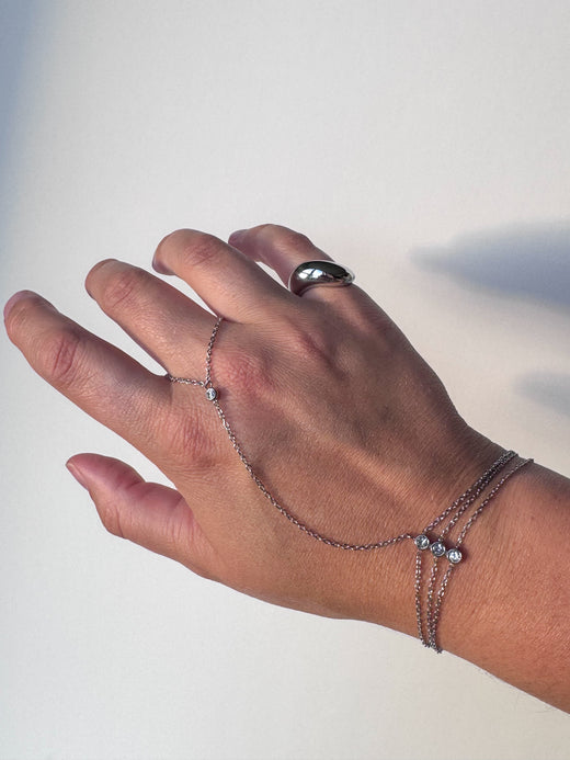 Barcelona Hand Chain