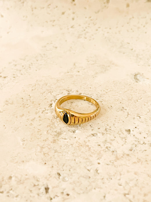 Snake eye ring